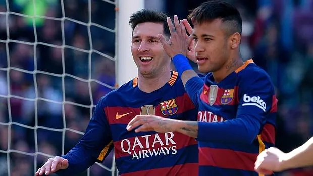Messi y Neymar celebran el primer tanto culé
