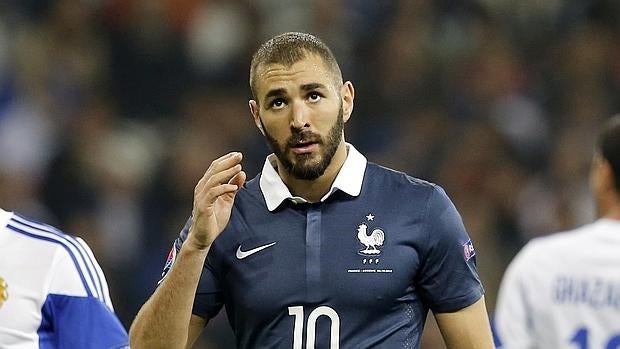 «No se dan las condiciones para que Benzema vuelva a la selección»