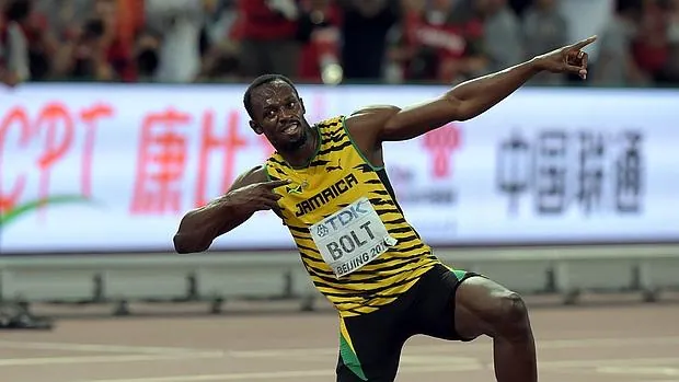 Usain Bolt celebra una victoria en los Mundiales de Pekín