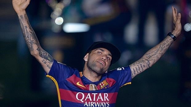 Dani Alves: «Estos jugadores son los mejores, lo demás son chorradas»