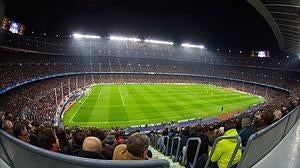 El Barcelona celebra el doblete en el Camp Nou