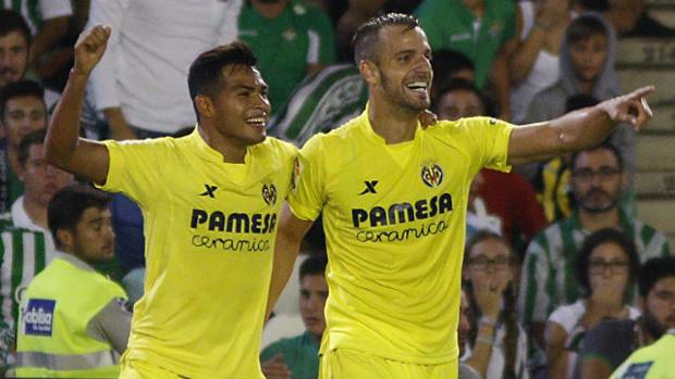 El Betis, en la puja por el hispano-argentino del Villarreal, Matías Nahuel