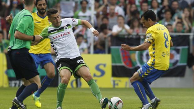 Racing de Santander y Cádiz se han enfrentado este domingo en El Sardinero