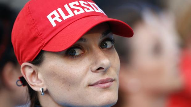 Isinbayeva descarta competir en Río bajo bandera olímpica