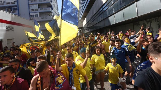 El Cádiz celebrará este lunes el ascenso en la capital