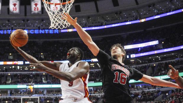 Luol Deng, otro fichaje de los Lakers