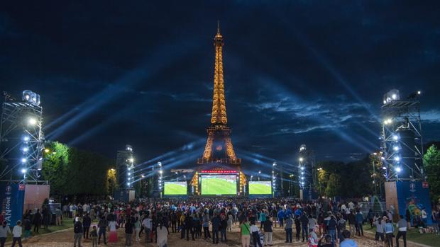 La fan zone de París, durante el Alemania-Italia