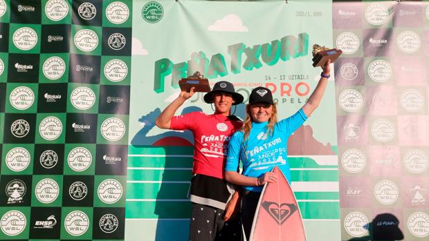 Titouane Boyer y Juliette Brice se han coronado vencedores del Peña Txuri Junior Pro Sopela