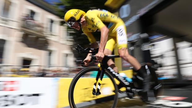 Froome pone el champán a enfriar