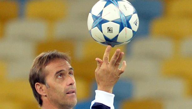 Lopetegui: «Del Bosque es un espejo en el que mirarse»