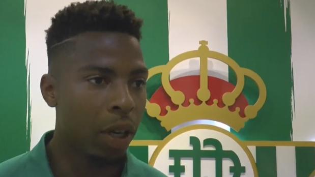 El holandés Ryan Donk, nuevo jugador del Betis