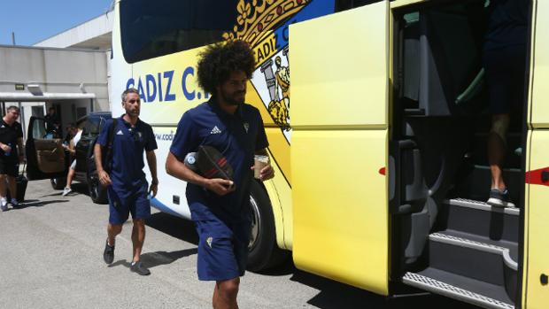 El Cádiz CF hará noche en Vitoria antes de jugar en Anduva