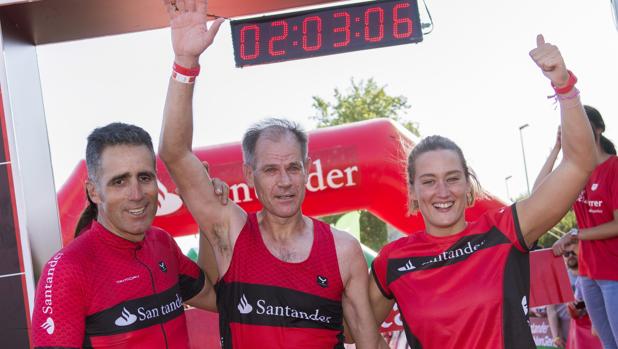 Belmonte, Indurain y Antón culminan el Santander Triathlon Series de Sevilla