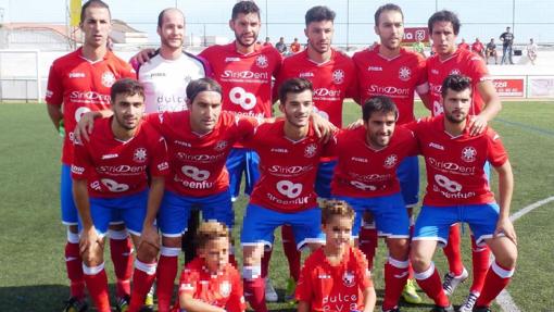 Formación inicial de la UC La Estrella frente al Cacereño