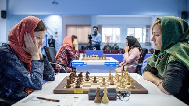 Pogonina y Zhukova, en el Grand Prix de Teherán