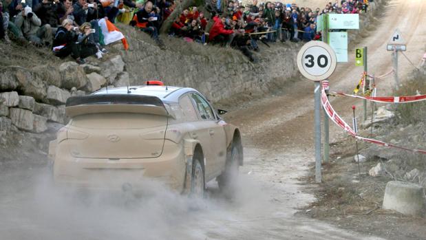 Dani Sordo se pone líder