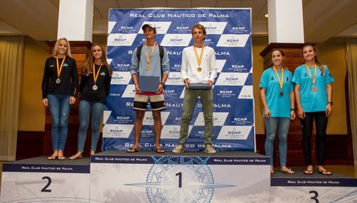 Los hermanos Balaguer y María y Clara Llabrés, campeones de España