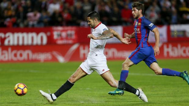 Sevilla FC-Barça (1-2): Gran Sevilla FC, anulado sólo por un «extraterrestre»