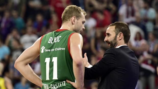 Un excelso Teodosic tumba al Baskonia