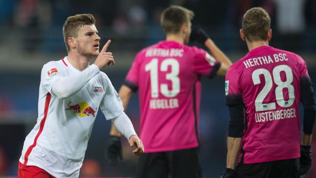 El RB Leipzig se restablece y recupera el mando