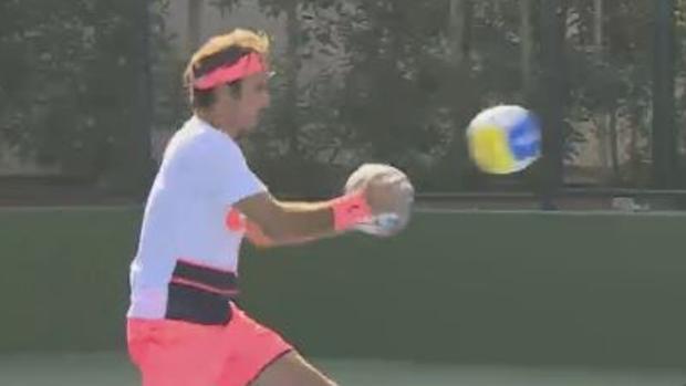 Federer, durante un entrenamiento