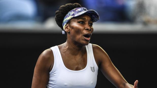 Retiran a un comentarista por una polémica racista con Venus Williams