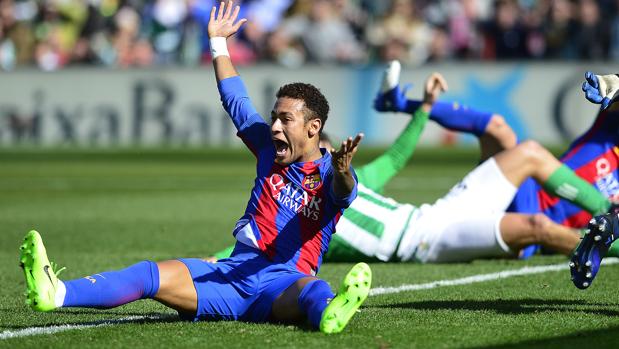 El Barcelona logra empatar un pésimo partido ante el Betis