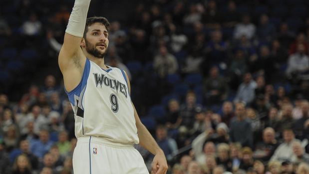 Ricky Rubio, tras conseguir un triple