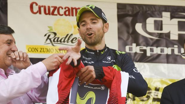 Un suspiro de un segundo entre Valverde y Contador