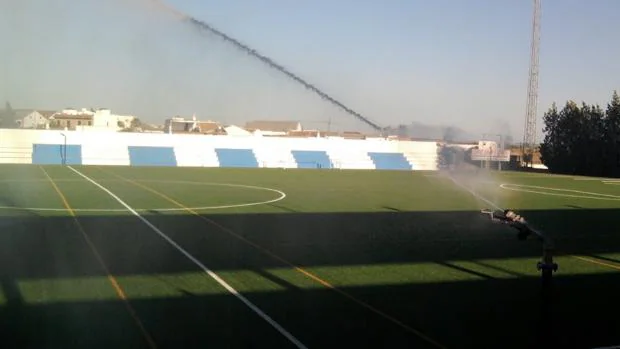 Estadio del Bollullos CF, el club del joven futbolista fallecido