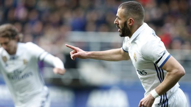 Benzema responde en Éibar