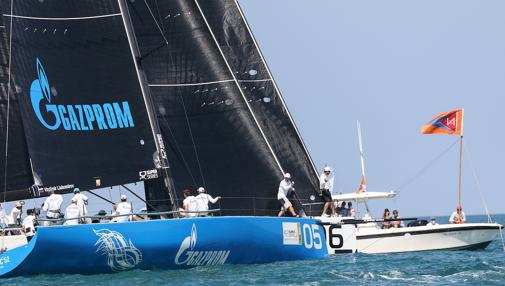 El «Azzurra» acaricia la victoria en Miami