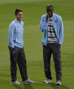 Samir Nasri y Touré Yaya llegaron a la pretemporada pasados de peso. Nasri se puso a plan y Guardiola quiso retenerlo, pero fue el jugador quien pidió irse a Sevilla