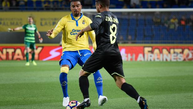 Boateng da la victoria a Las Palmas