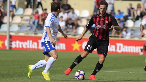 El Reus sorprende a un ansioso Tenerife con un tempranero tanto