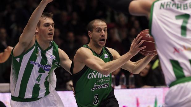 Un deslucido Betis Energía Plus cae ante el Divina Seguros Joventut (57-71)