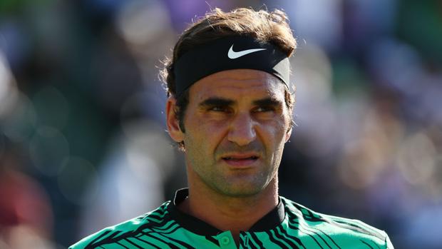 Federer suda para eliminar a un gran Bautista Agut en Miami