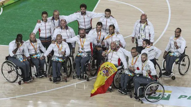 Selección española de baloncesto en silla de ruedas, con la plata en Río