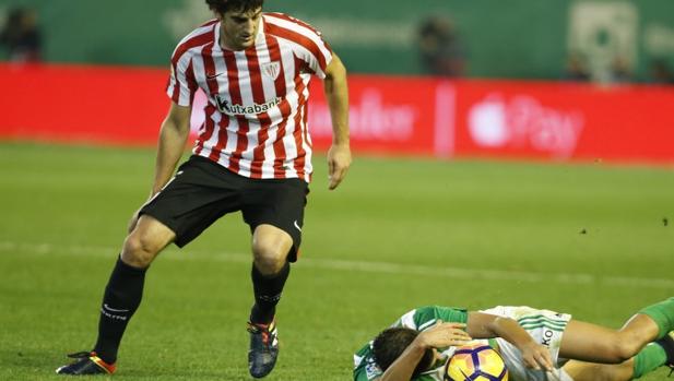 El Athletic sigue firme en su carrera europea ante un Betis combativo