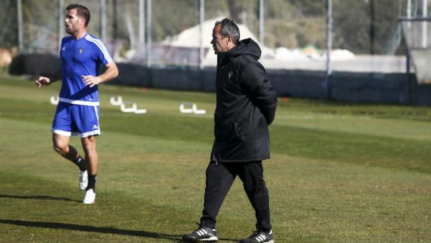 Cervera: «Estamos cerca de ganar y cuando lo hagamos encadenaremos una racha»