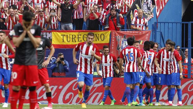 El Calderón se despide con un doblete de Fernando Torres