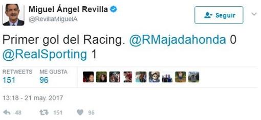 El resbalón de Miguel Ángel Revilla durante el playoff del Racing