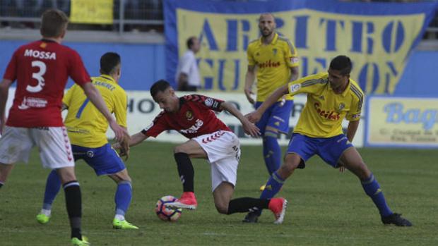 Cádiz CF, el equipo de los empates a precio de oro