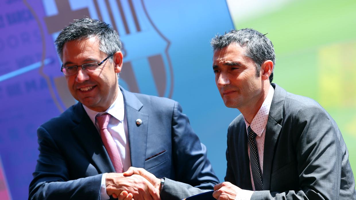 Bartomeu y Valverde el día d ela presentación del nuevo técnico azulgrana