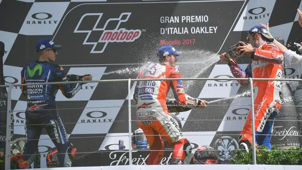 Viñales, Dovizioso y Petrucci, en el podio del GP de Italia 2017