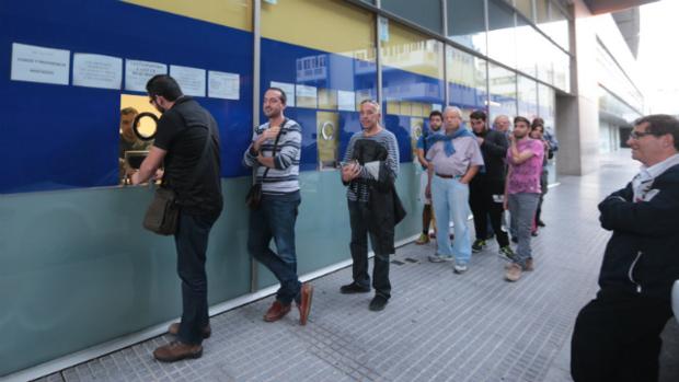 Los abonados del Cádiz CF pasarán por taquillla en el ‘play off’