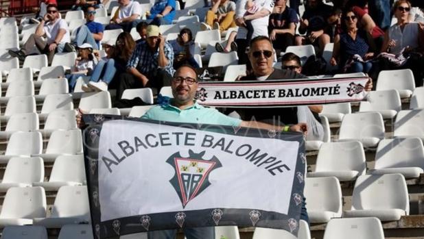 El Albacete y el Barça B celebran el ascenso a Segunda