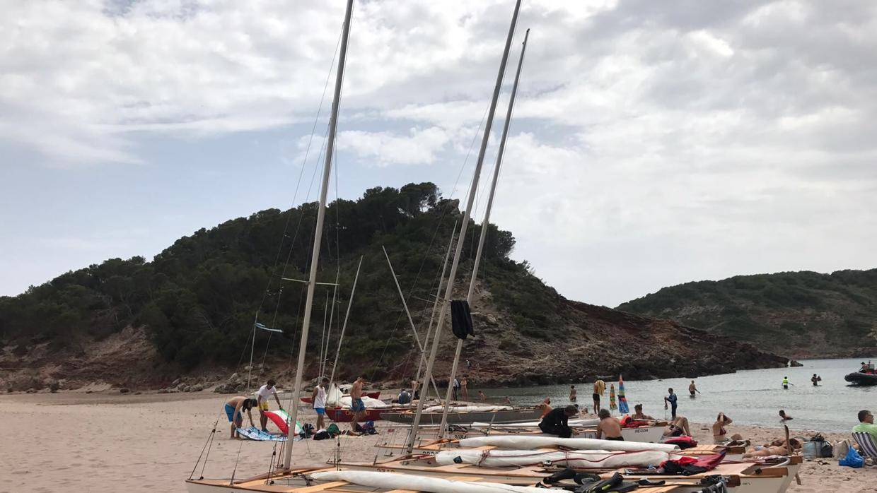 Terminó la Vuelta a Menorca en patín