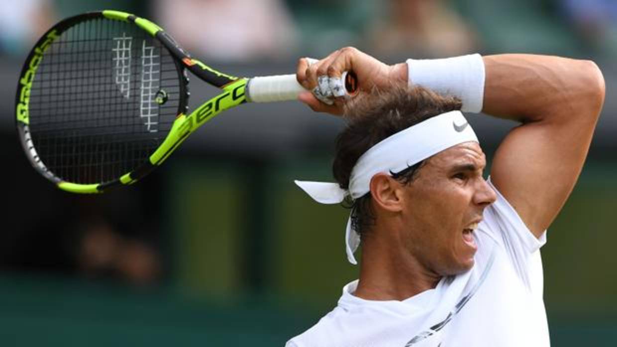 Lunes loco de favoritos en Wimbledon