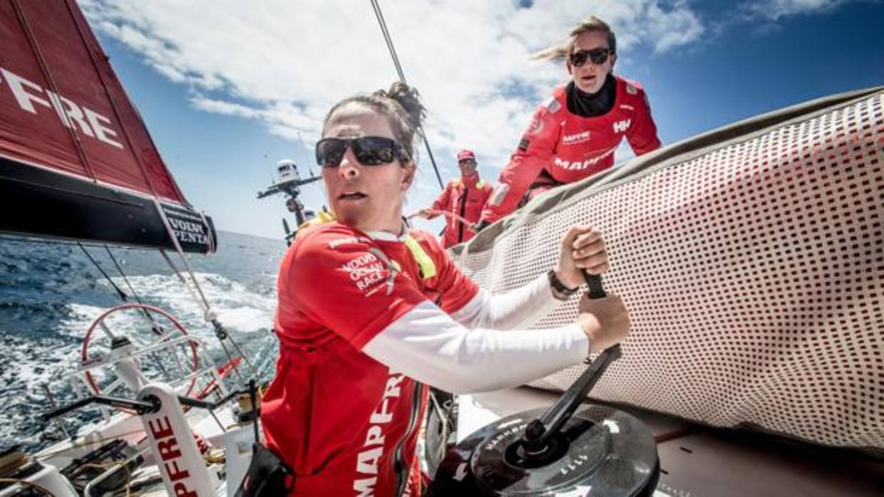 Tamara Echegoyen completa la tripulación del «Mapfre»